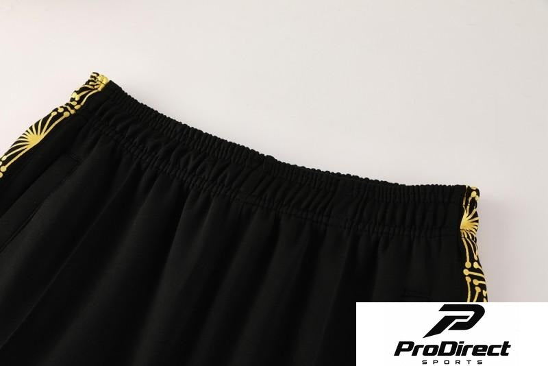 5be25018a3bb7730.jpg